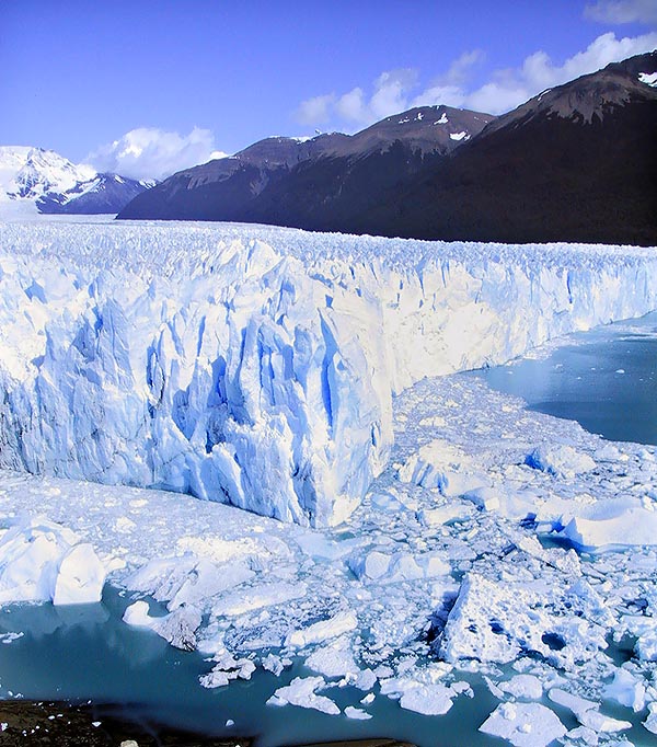 氷河の崩落