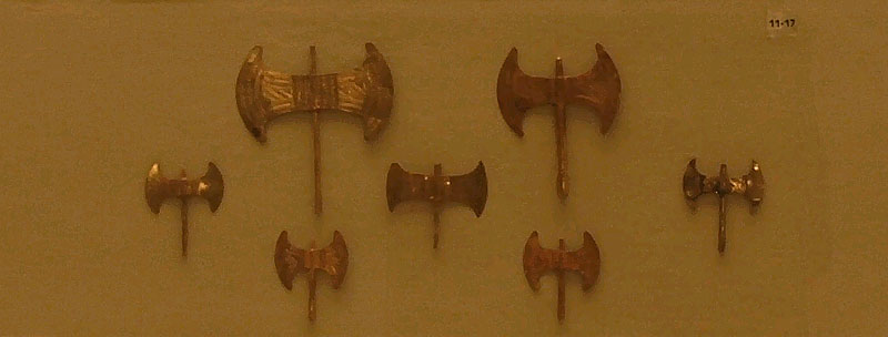 両刃の斧/イラクリオン考古学博物館