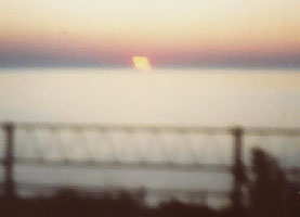 オホーツクの四角い夕日