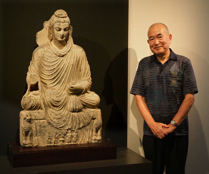 平山郁夫シルクロード美術館「仏陀座像　ガンダーラ　3-4世紀」