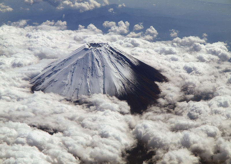 雲海に浮かぶ富士山  2009.10.28 11:51