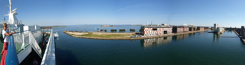 コペンハーゲン港のフェリー岸壁付近
