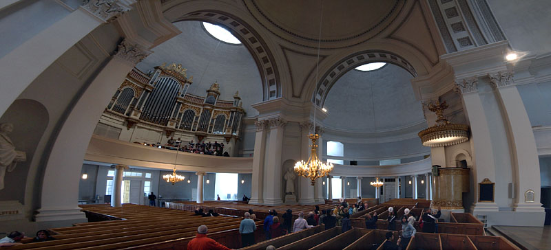 ヘルシンキ大聖堂の内部