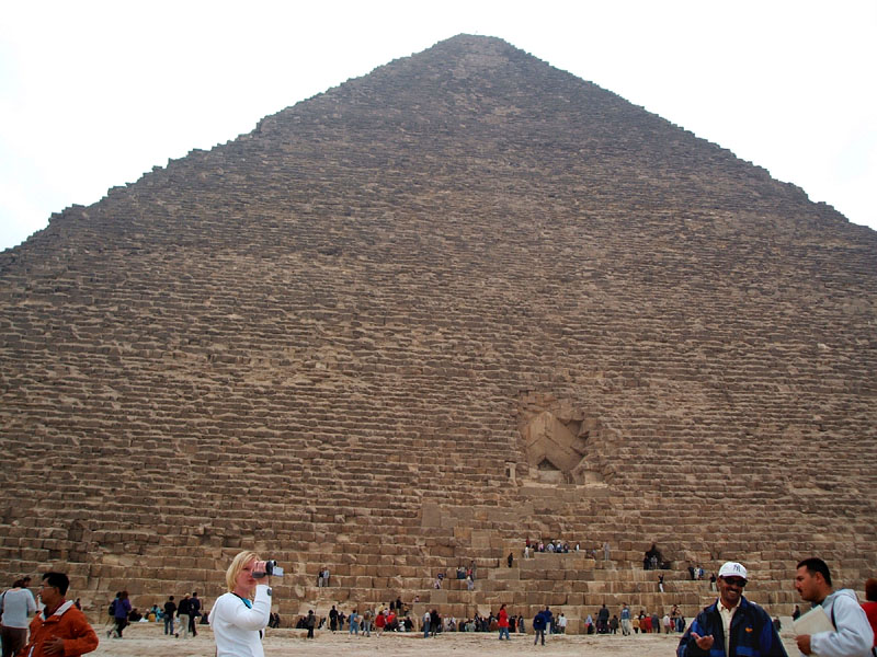 世界最大のピラミッド