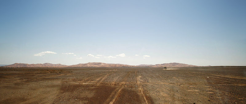 サハラ砂漠のメルズーガ