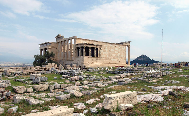 パルテノン神殿の北側に建つエレクティオン