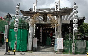 櫛田神社の石鳥居と楼門