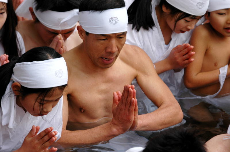 大きな声で祓戸大神を連呼する