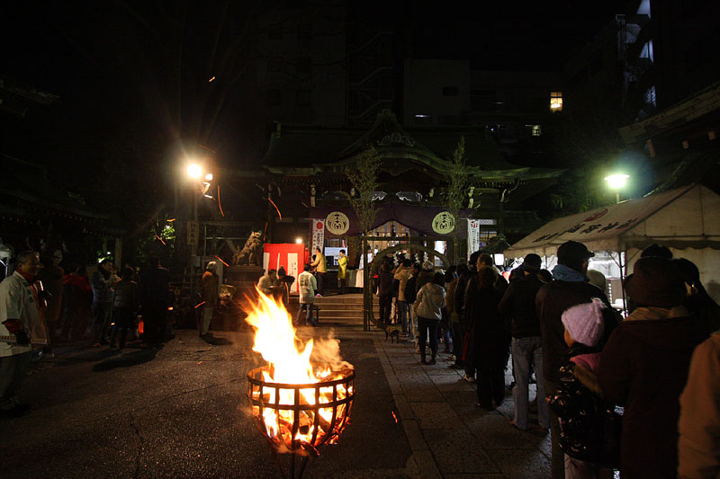 鐵砲洲稲荷神社の初詣風景　2010.1.1　00:10